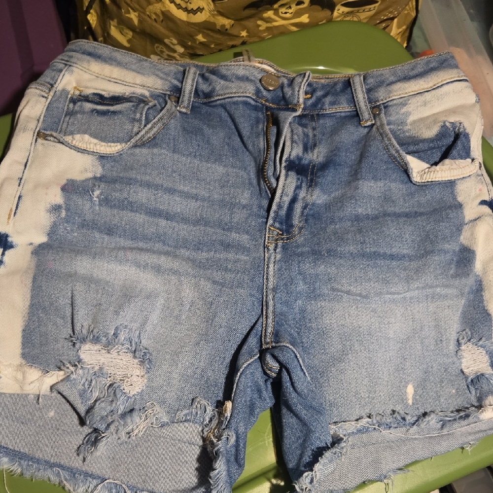 RISEN XL High-Waisted Blue Jean Shorts with Distressed Details